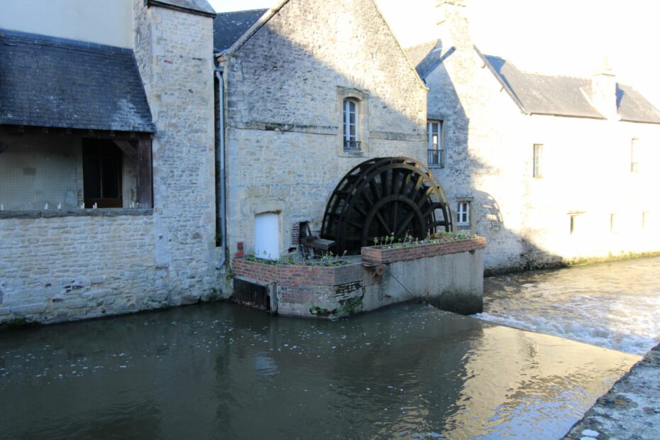 Aure river and water mill