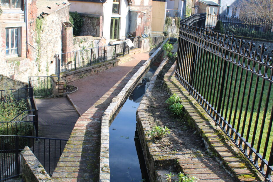 The river Claire in the Tripot garden in Honfleur crosses the old tanners' district.