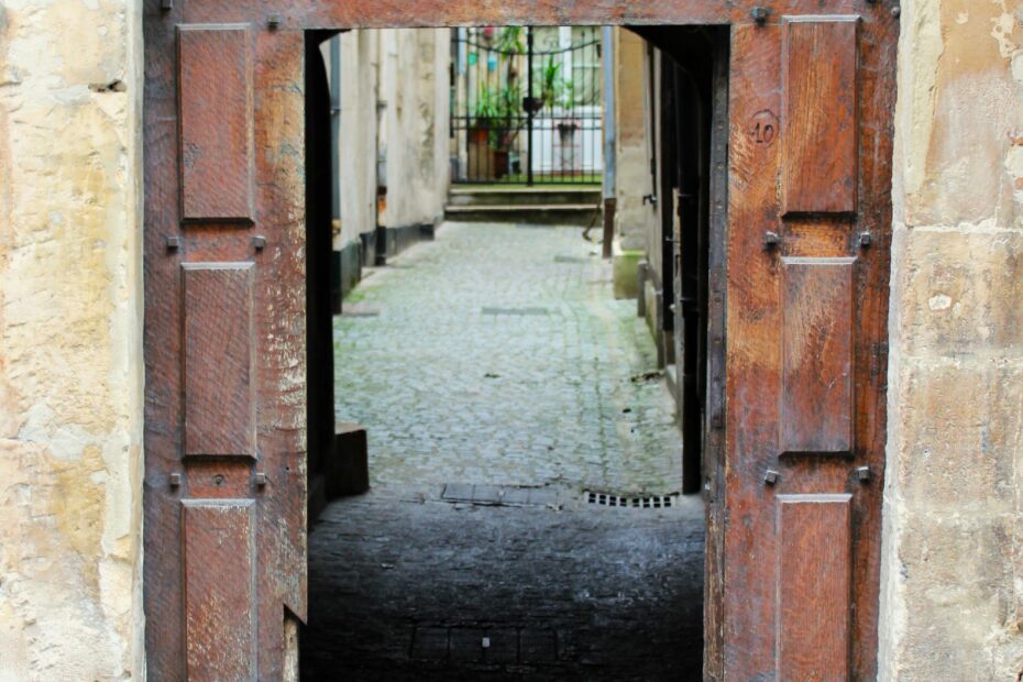 A hidden place in Rue Froide, Caen, Normandy