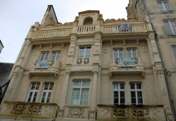 Beautiful facade at 9 rue Ecuyère, Caen, Normandy