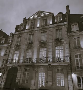 Hôtel Fouet, Place Saint-Sauveur in Caen Normandy