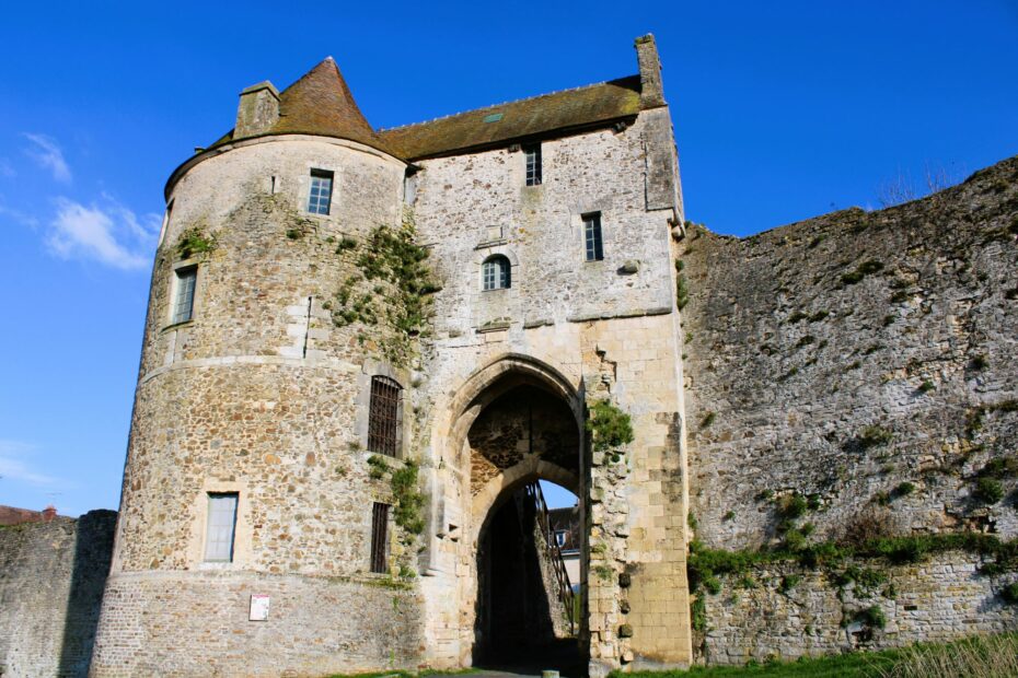 Porte des Cordeliers, Falaise, Normandy